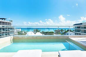 Menesse on the Beach