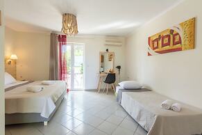 CAVOS BEACH HOUSE