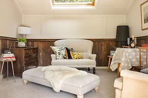 The Hut Rawsons in Levens