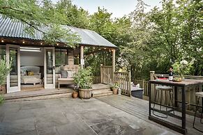 The Hut Rawsons in Levens