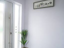 Spacious 6 Bedroom House in Bexleyheath
