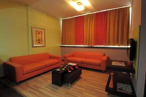 SUITE HOTEL CHROME