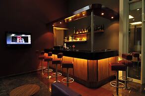 SUITE HOTEL CHROME