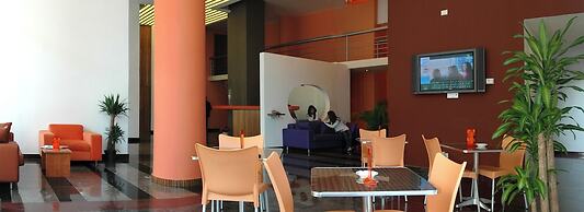 SUITE HOTEL CHROME