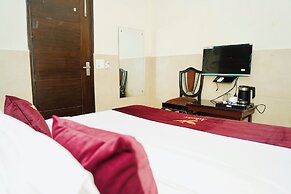 Hotel Arthcontinental By Admire Stays