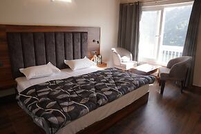 The Oak & Lake View Resort