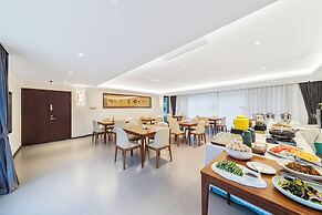 Kunming Boyue Hotel