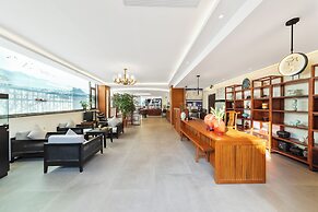 Kunming Boyue Hotel