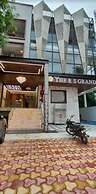 Hotel RS Grand