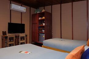Suan Pa Khao Lom Homestay
