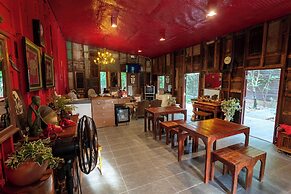 Suan Pa Khao Lom Homestay