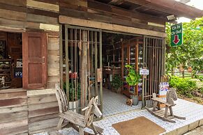 Suan Pa Khao Lom Homestay