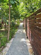 Suan Pa Khao Lom Homestay