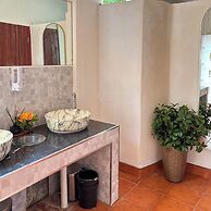 Suan Pa Khao Lom Homestay