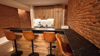 Literal Hostel