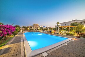 Tenuta Apollonio Pool & Relax