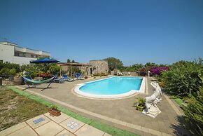 Tenuta Apollonio Pool & Relax
