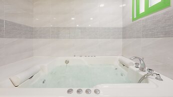 Gapyeong The Hue Spa Pension