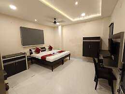 Jai Ambe Hotel