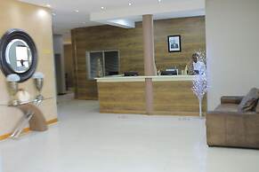 Woodlane Hotel