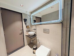Hotel Solaris