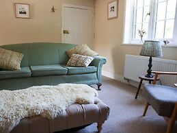 Newstead Farmhouse