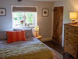 Newstead Farmhouse