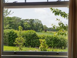 Newstead Farmhouse