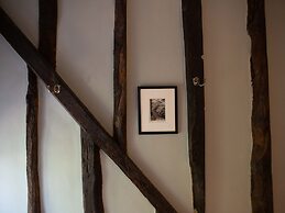 Newstead Farmhouse