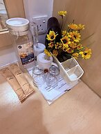 Eco Roomy Hotel