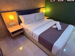Eco Roomy Hotel