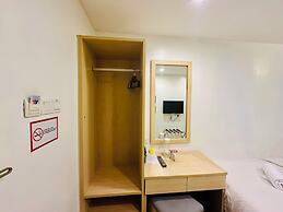 Eco Roomy Hotel
