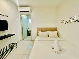 Eco Roomy Hotel