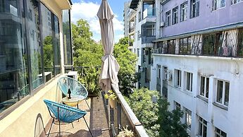 Cloudy Tbilisi Apartment