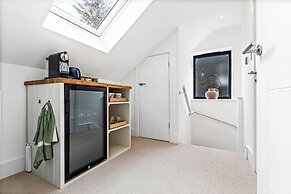 Peppard Loft - From 110 Per Night