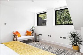 Peppard Loft - From 110 Per Night