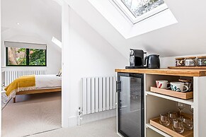 Peppard Loft - From 110 Per Night