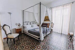Real Umberto Apartments by Wonderful Italy