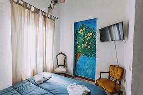Real Umberto Apartments by Wonderful Italy