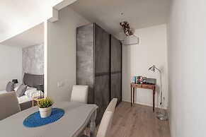 Real Umberto Apartments by Wonderful Italy