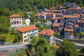 Viola Apartment