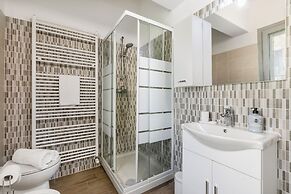 Viola Apartment
