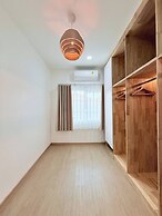 Minimalist Townhome Stay