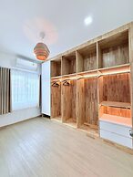 Minimalist Townhome Stay