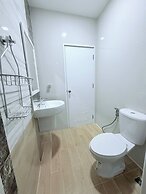 Minimalist Townhome Stay