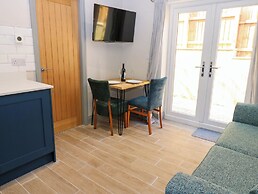 Courtyard Cottage Number 6
