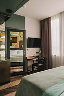 The Cyrus Hotel