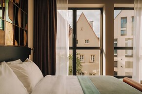 The Cyrus Hotel