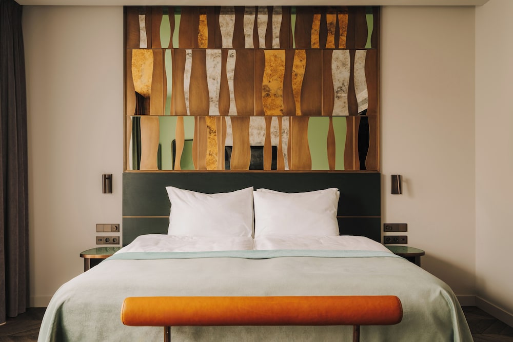 The Cyrus Hotel
