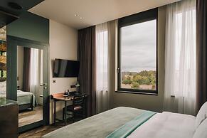 The Cyrus Hotel